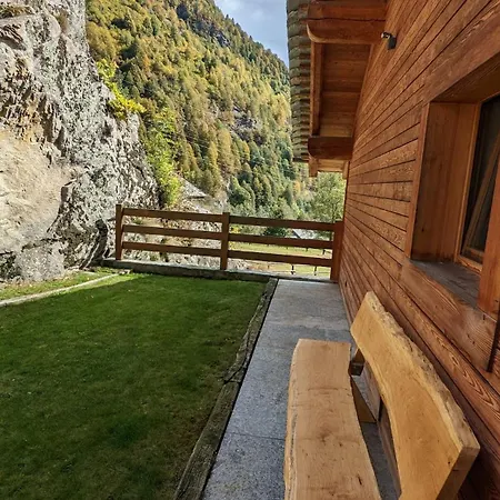 Renovated Walzer House 15 Mins By Car From Alagna Piode