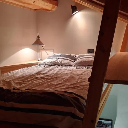 Renovated Walzer House 15 Mins By Car From Alagna Vakantiehuis *