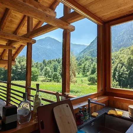 Vakantiehuis Renovated Walzer House 15 Mins By Car From Alagna *