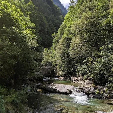 Renovated Walzer House 15 Mins By Car From Alagna Vakantiehuis *