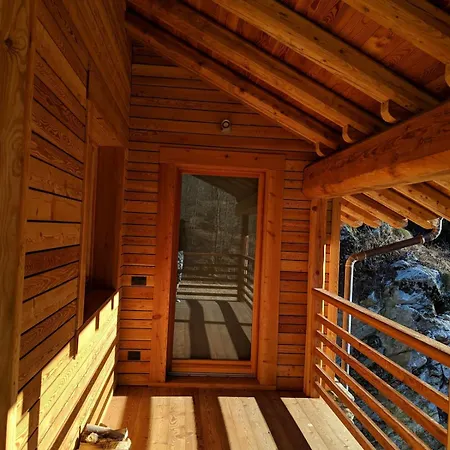 Vakantiehuis Renovated Walzer House 15 Mins By Car From Alagna *