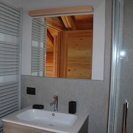 Renovated Walzer House 15 Mins By Car From Alagna Vakantiehuis Piode